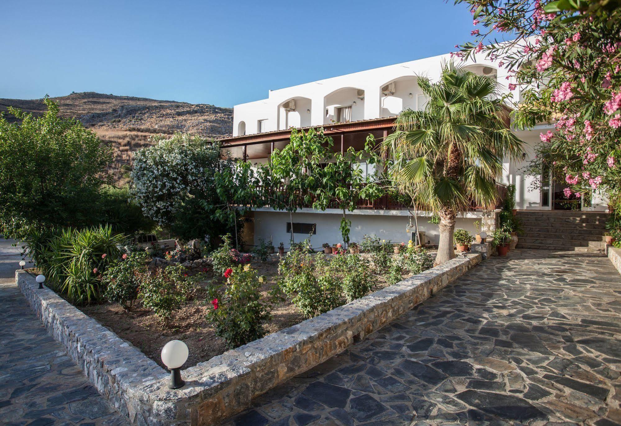 Ammoudi Hotel Damnoni Exterior photo